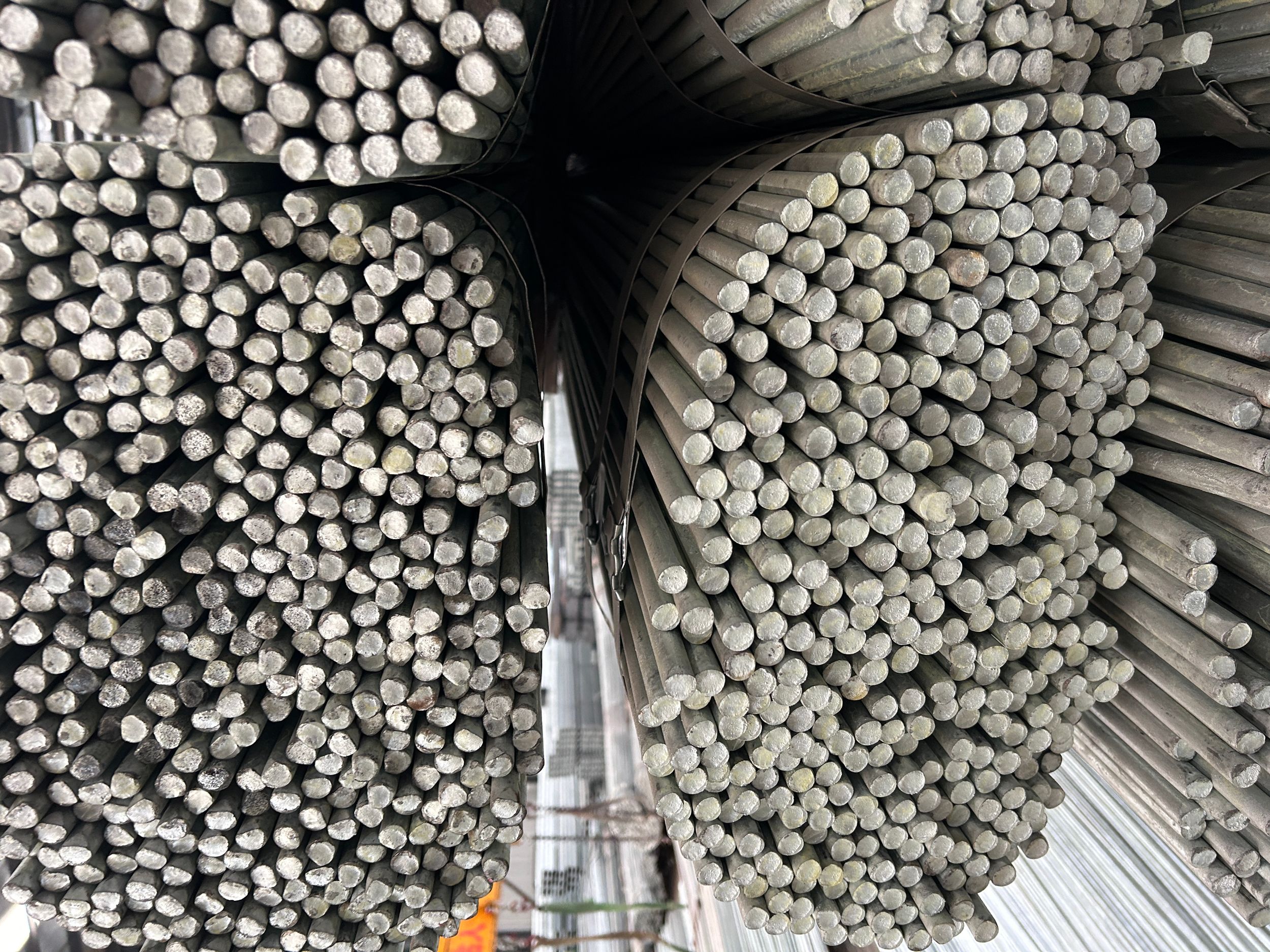 Top Hot-Dip Galvanized Round Bar Suppliers for Superior Protection and Durability